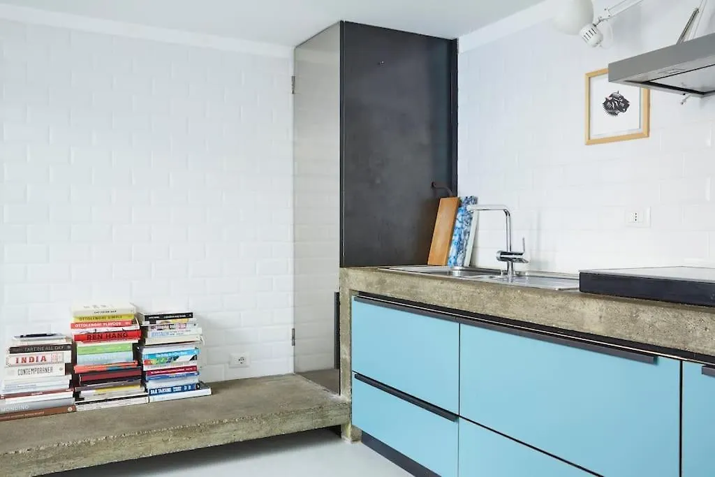 Artist Apartment - Porta Romana Milan 0*,  Italy