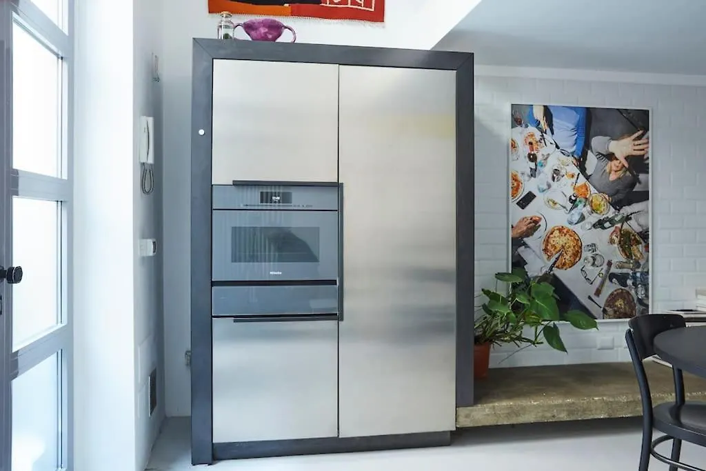 Artist Apartment - Porta Romana Milan