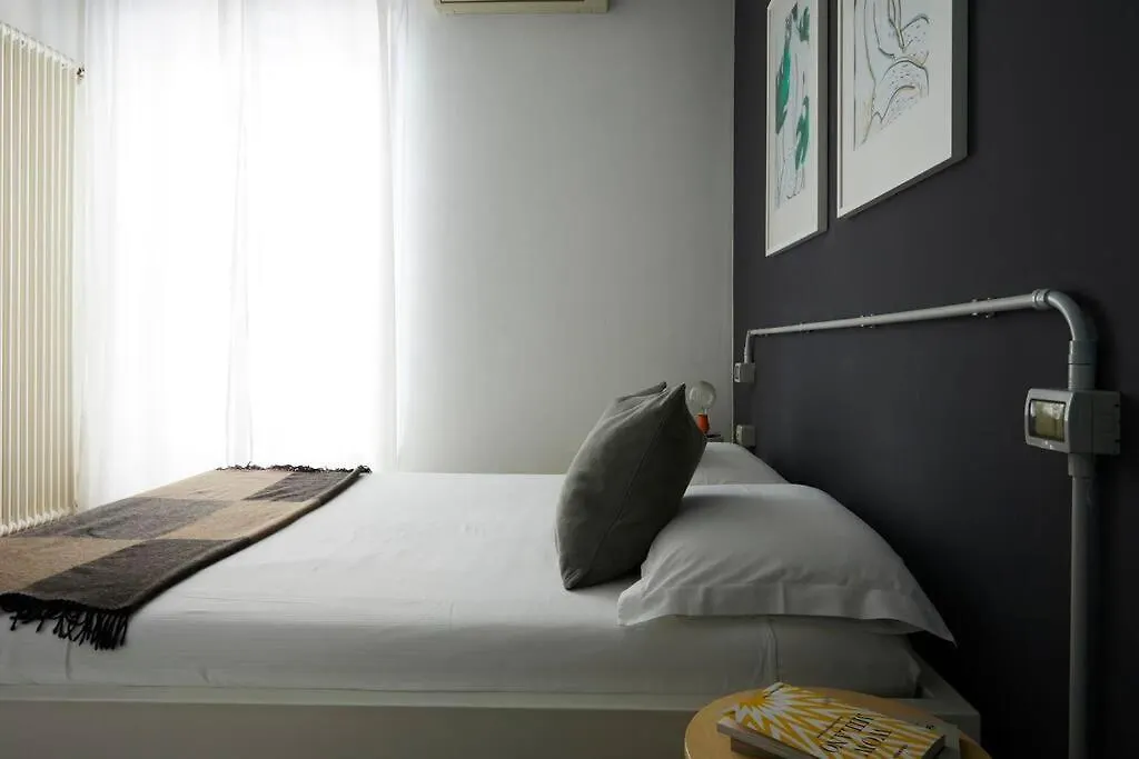 Artist Apartment - Porta Romana Milan